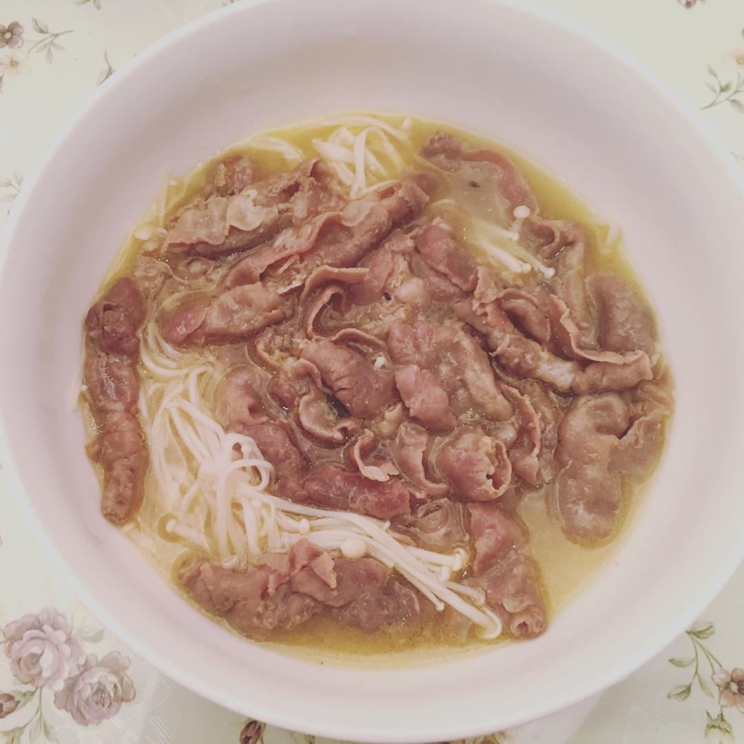 酸汤肥牛