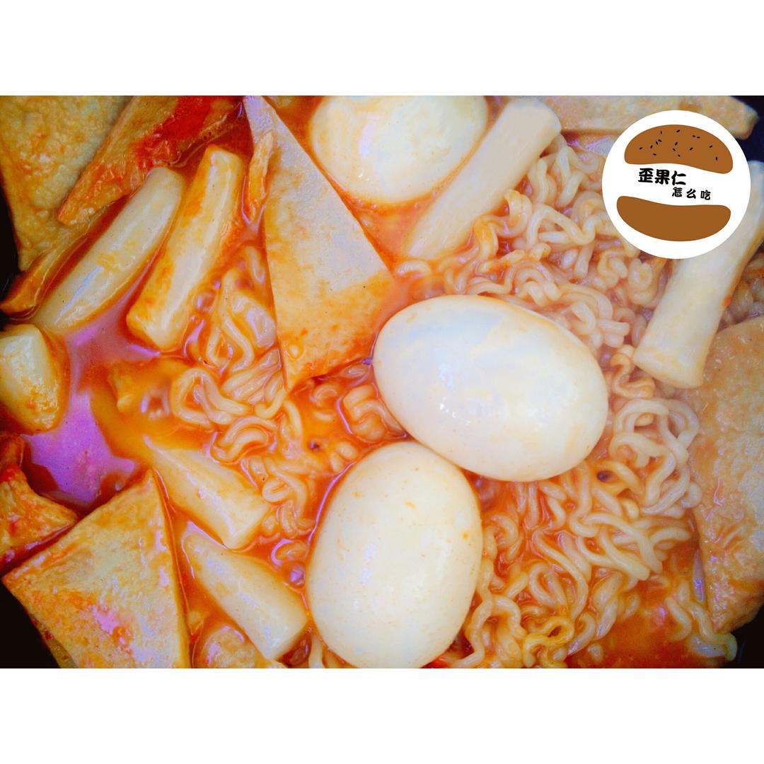 【韩国怎么吃】拉面炒年糕（年糕火锅）