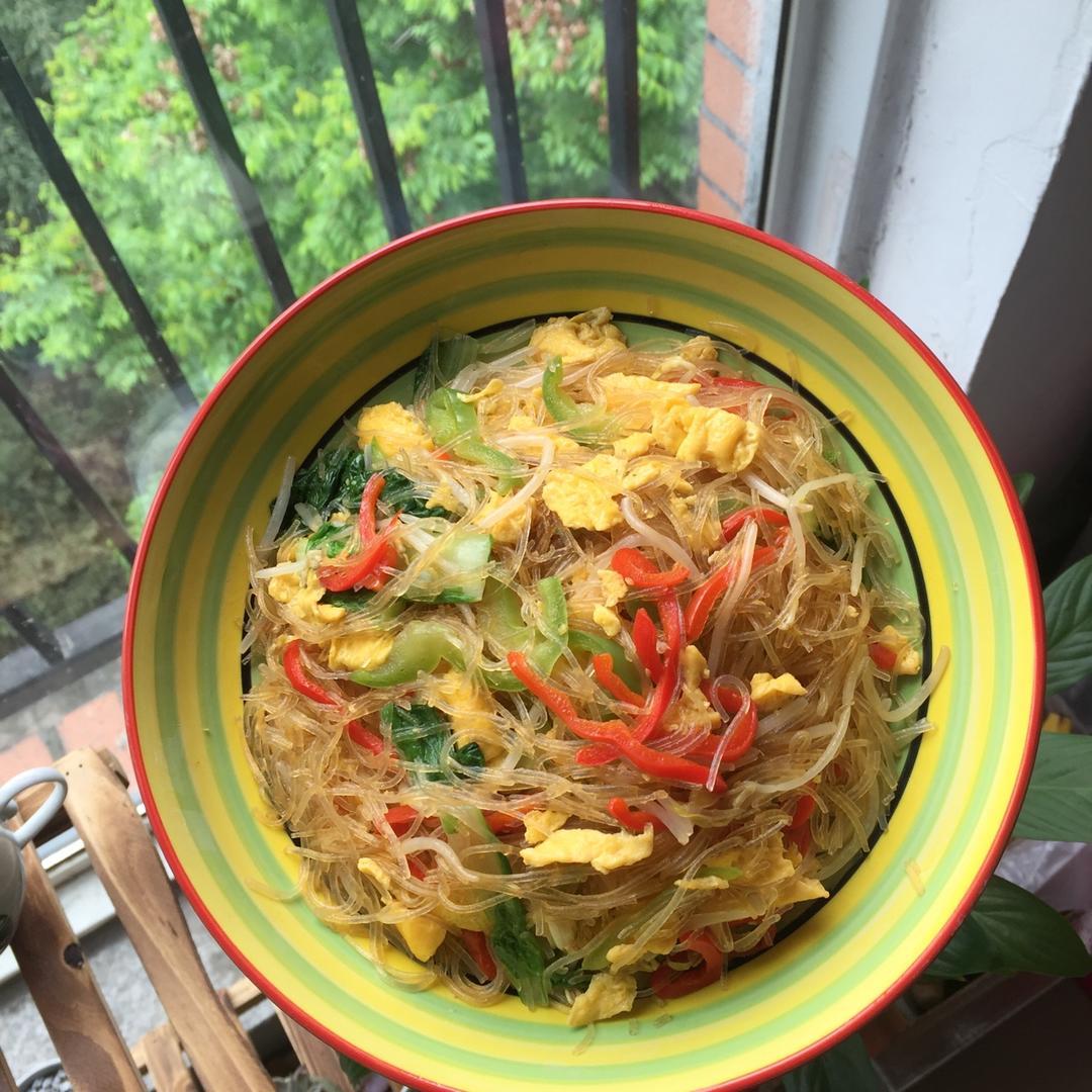 蛋炒河粉 干炒河粉