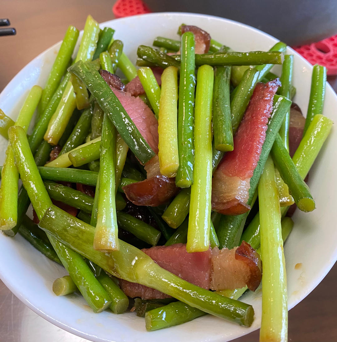 蒜苔炒腊肉