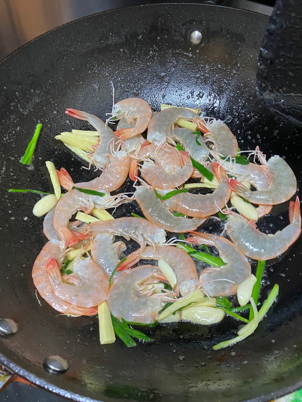 大虾白菜粉丝煲的做法 步骤9