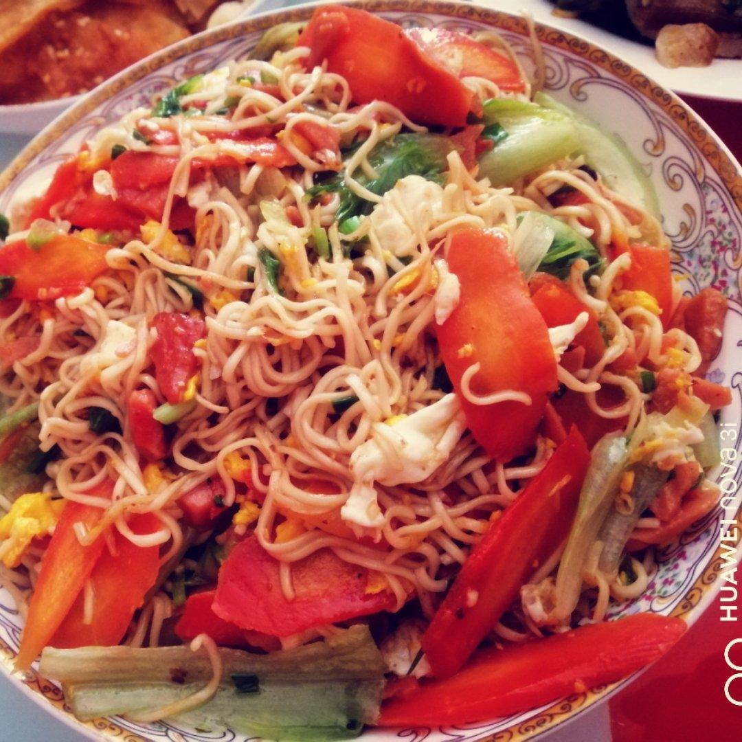 超级好吃的炒方便面