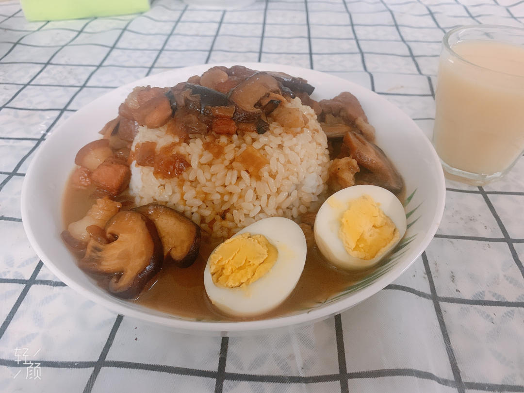 在家也能做的卤肉饭