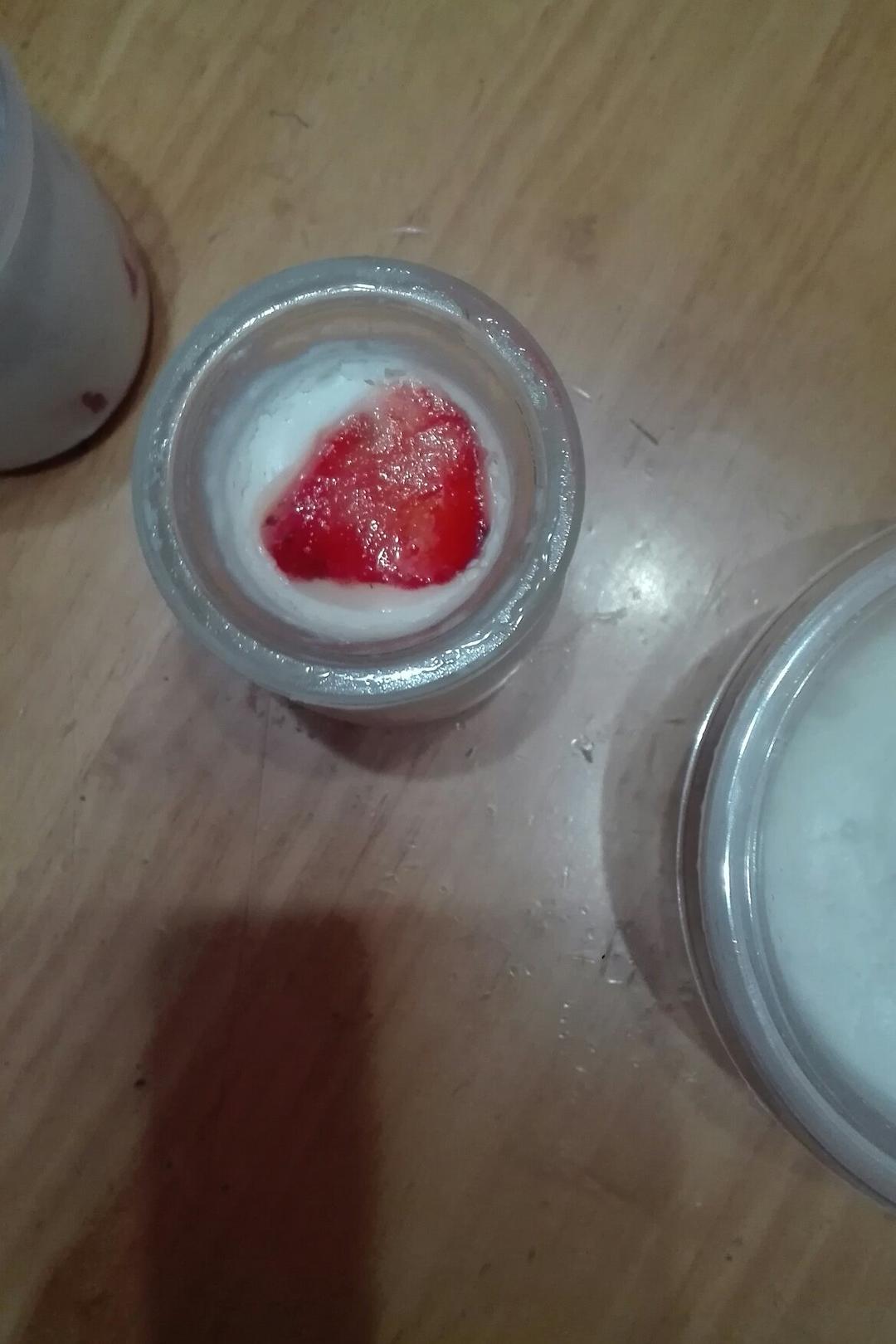草莓慕斯（无需蛋糕片）