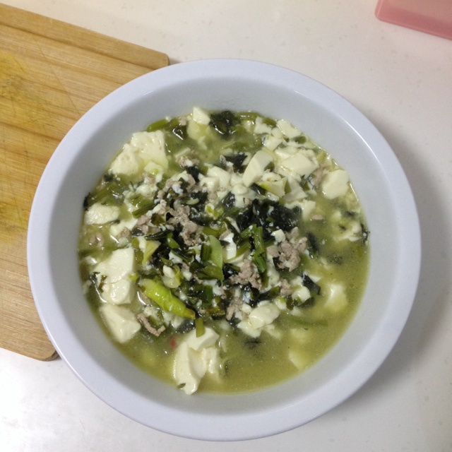 ㄣlinゞ做的咸菜豆腐汤