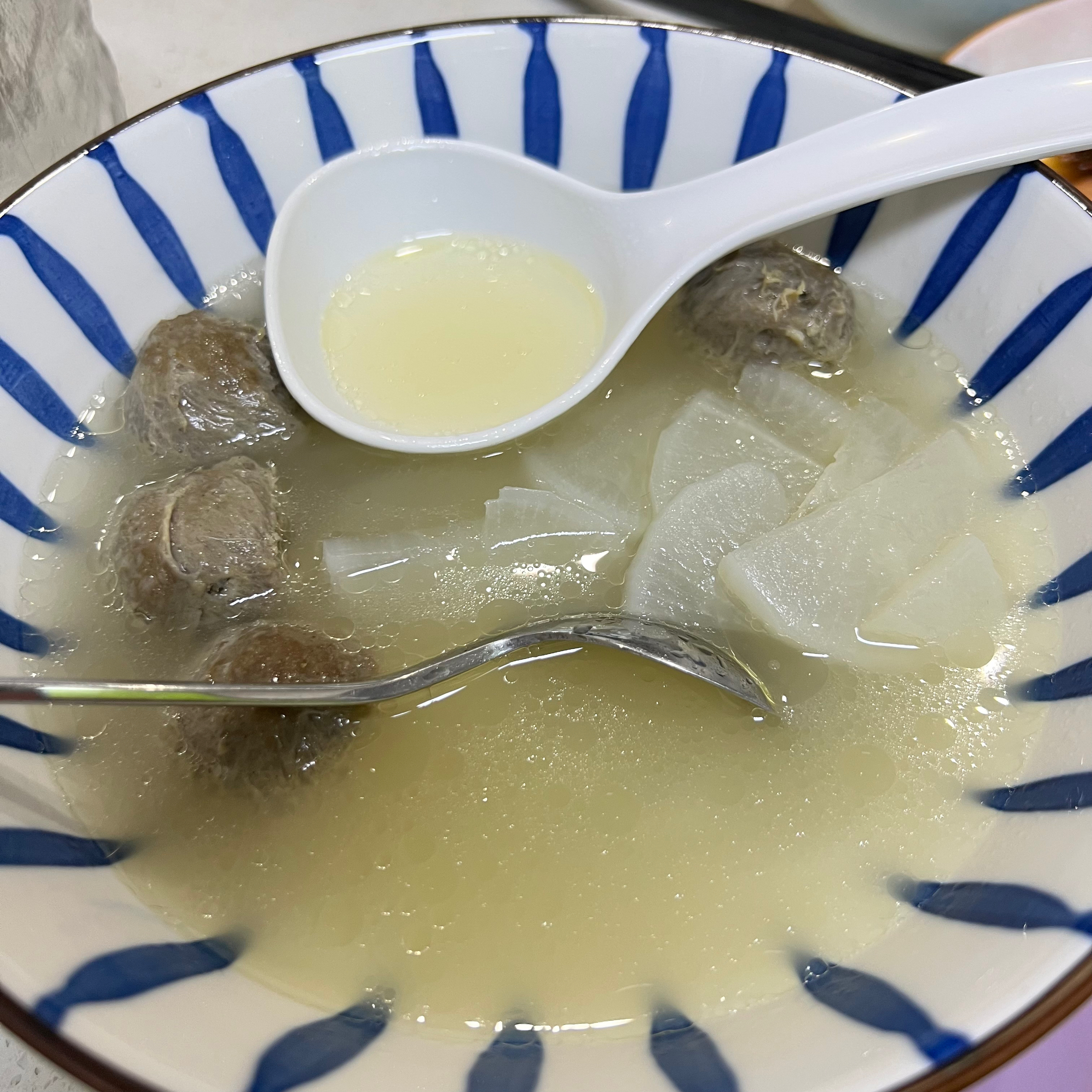 白萝卜潮汕牛肉丸清汤