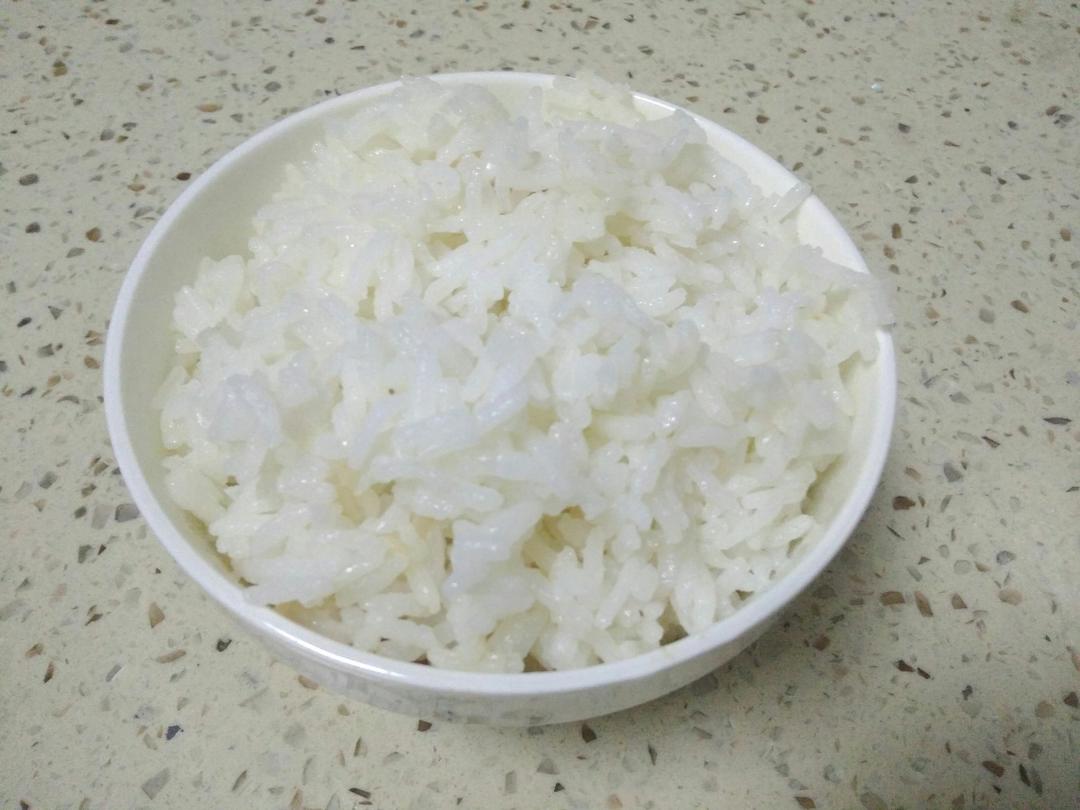 匠人小白做的一碗安静的白米饭