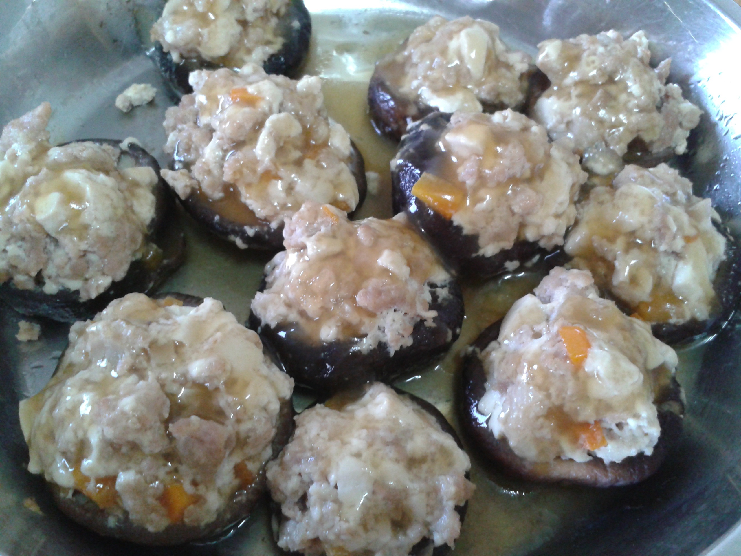 豆腐肉末酿香菇
