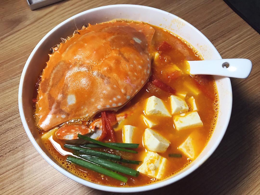 蕃茄梭子蟹豆腐煲