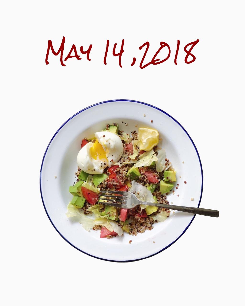 睡沙发才能吃上早餐