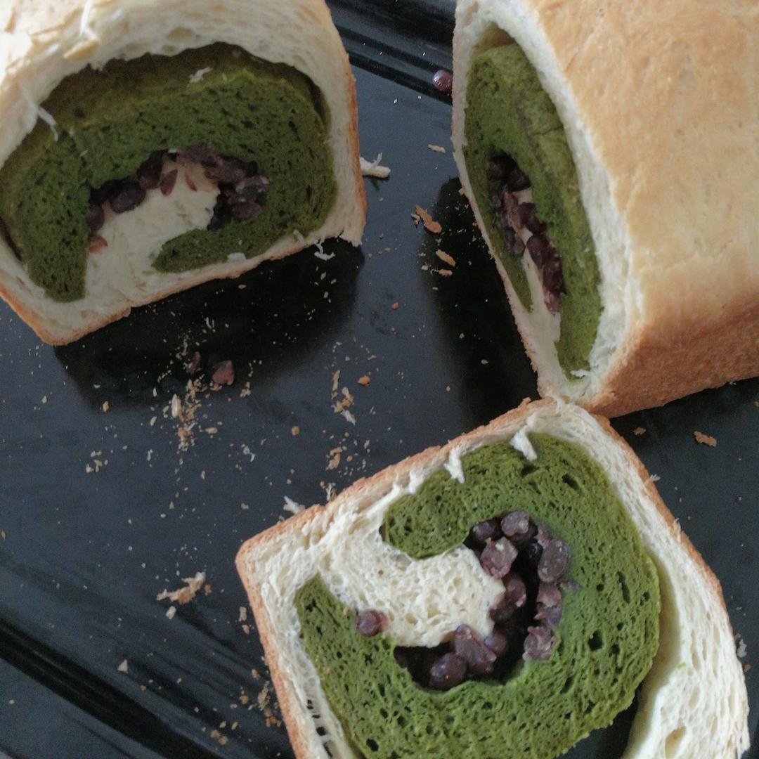 抹茶蜜豆吐司