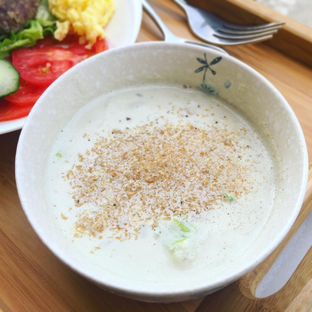 不添加面粉の卷心菜浓汤