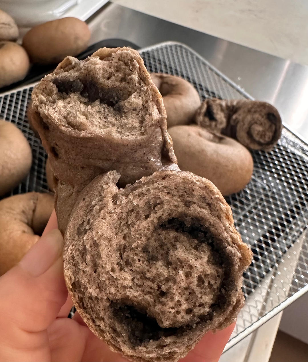 双倍黑芝麻奶酥贝果🥯一起吃养生贝果吧