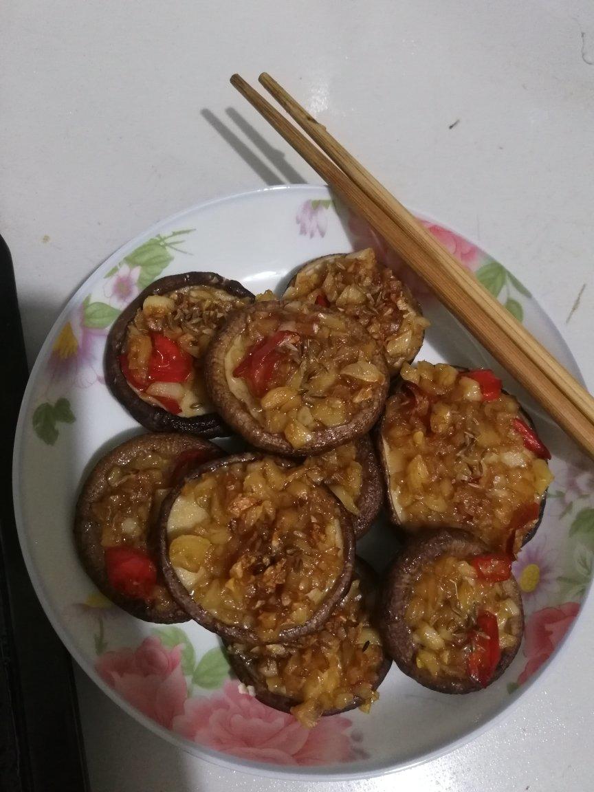 【蒜蓉烤香菇】