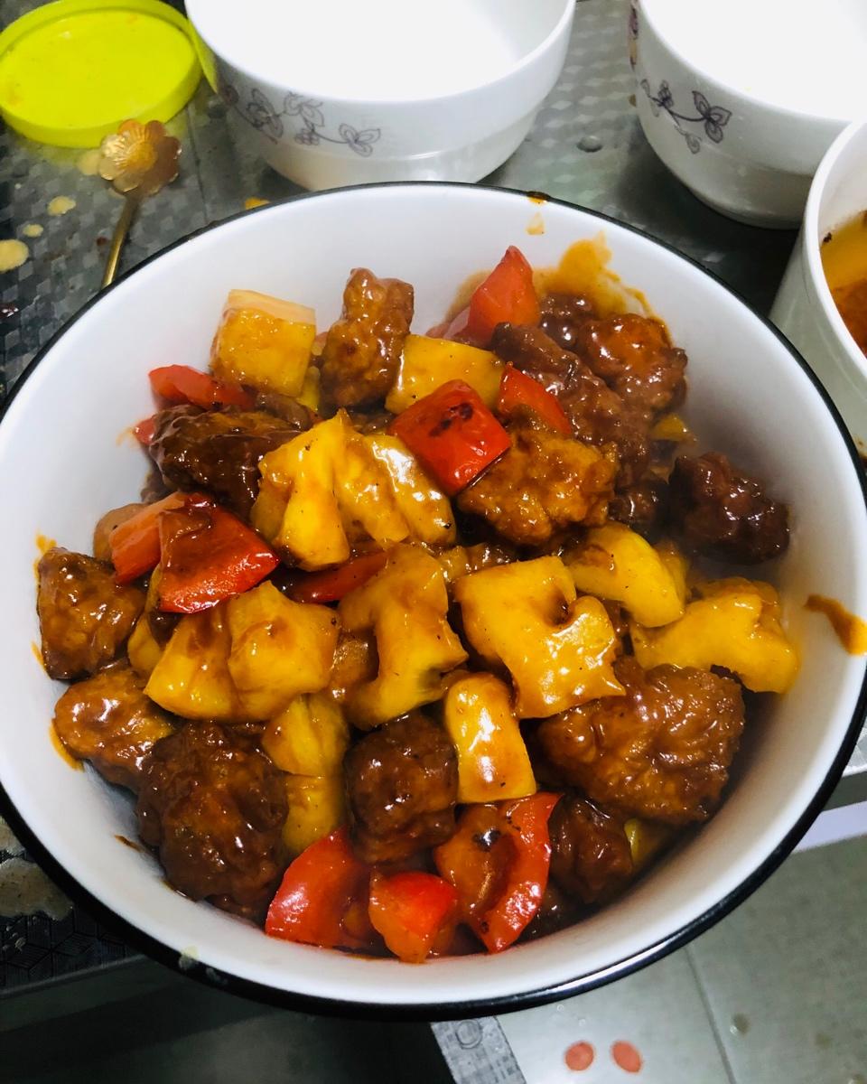 菠萝咕咾肉