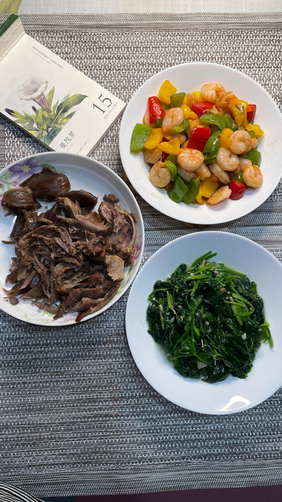 不涩口又嫩的清炒菠菜