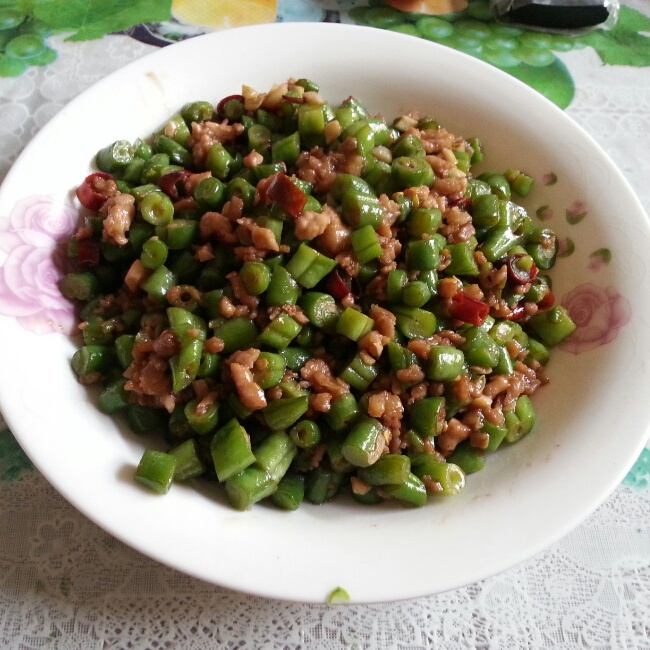 肉沫豆角下饭菜