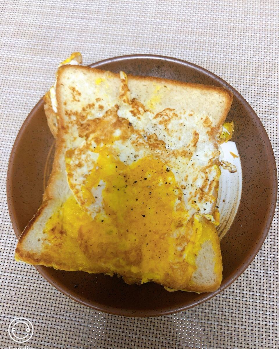 超懒版鸡蛋和吐司