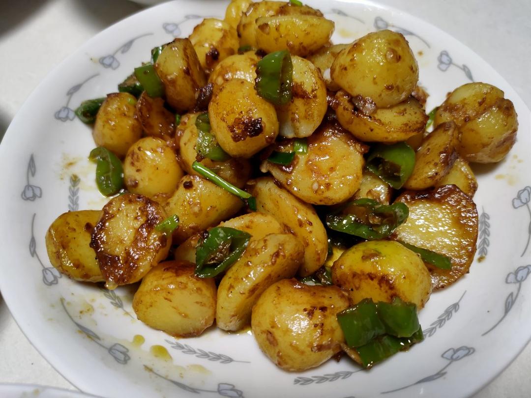 完整又入味的红烧小土豆