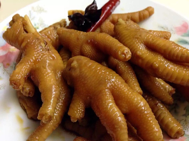 香辣卤鸡爪