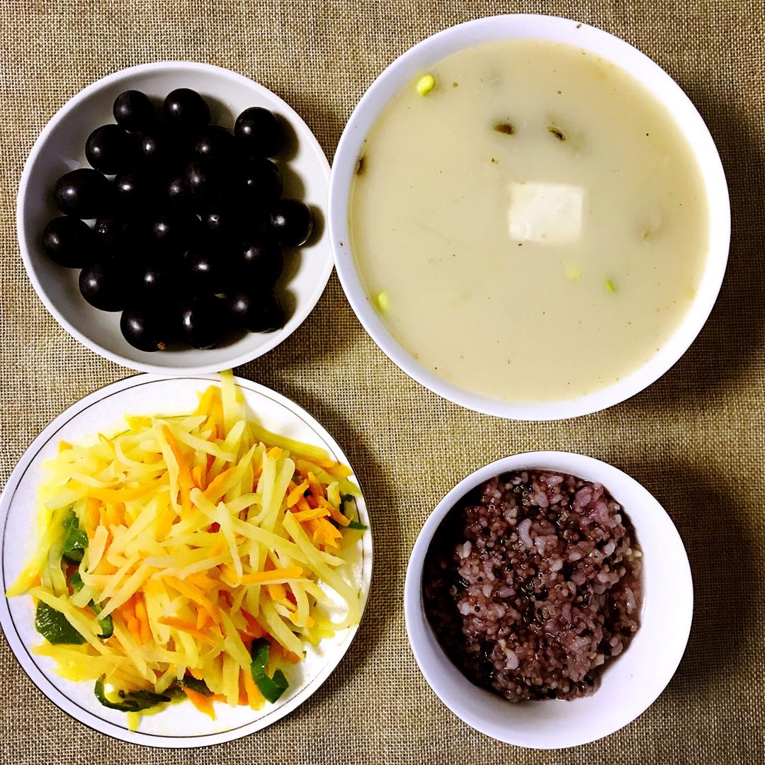 月子餐