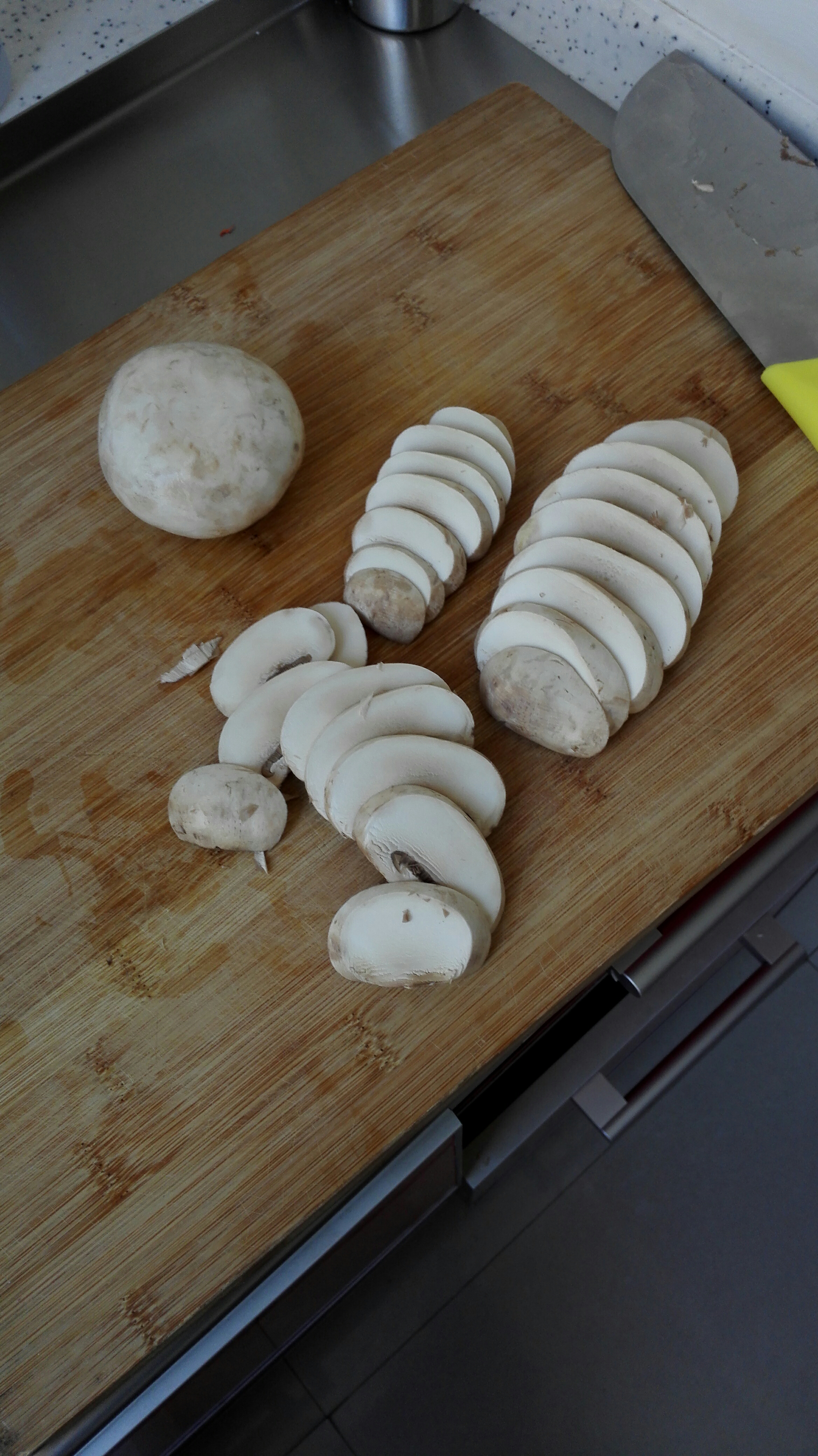 黄油口蘑的做法 步骤2