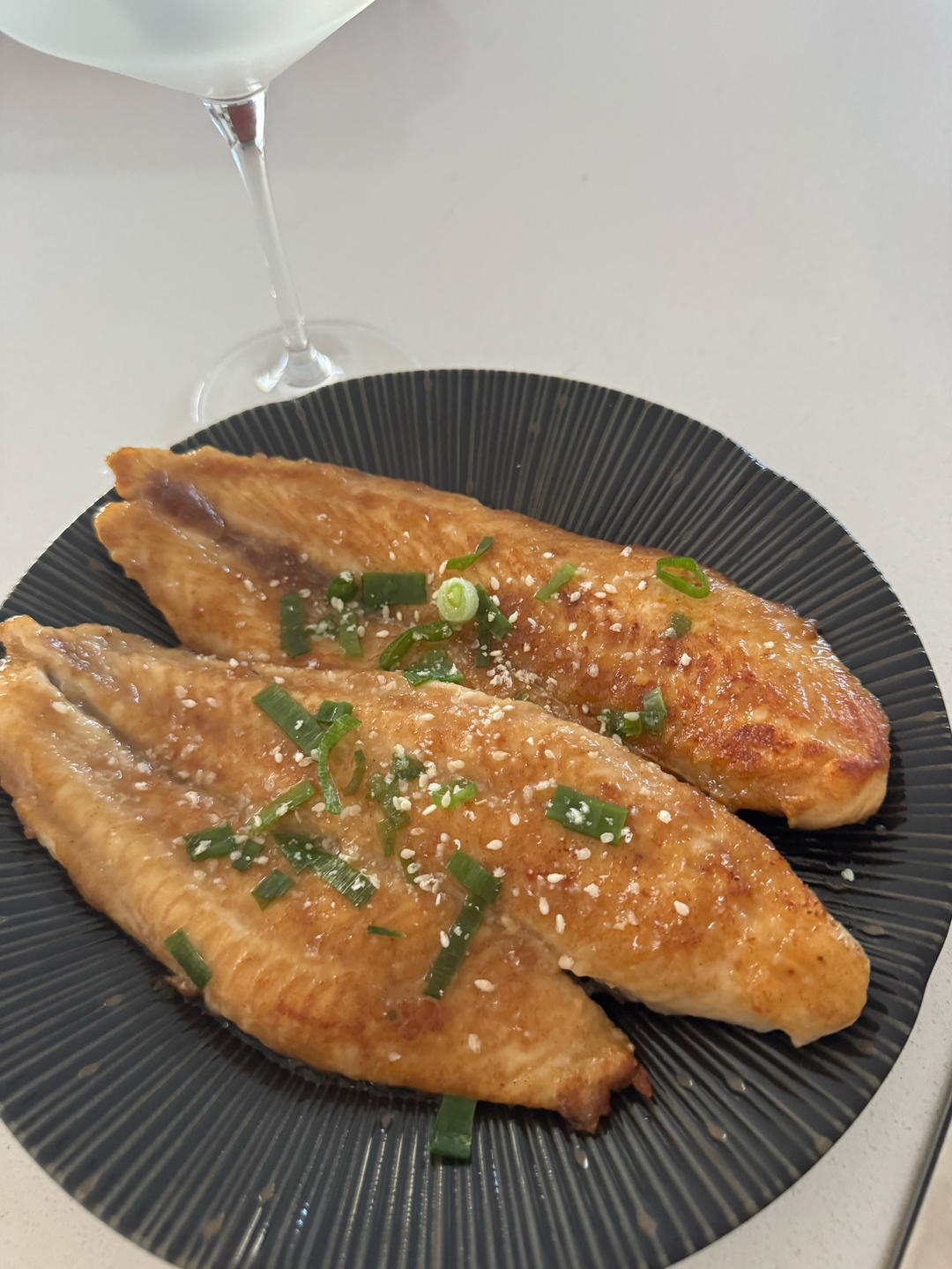 香煎两条快乐巴沙鱼柳