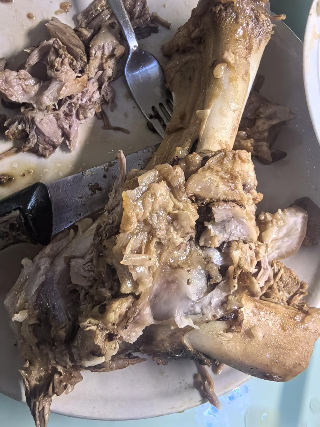 电饭锅酱肘子