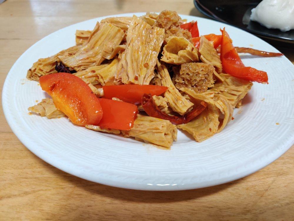 青椒木耳炒腐竹