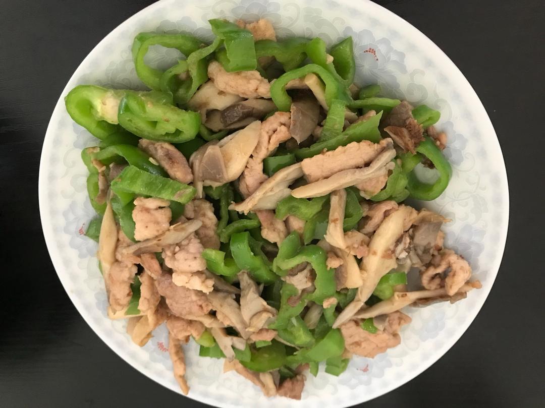 青椒素炒杏鲍菇