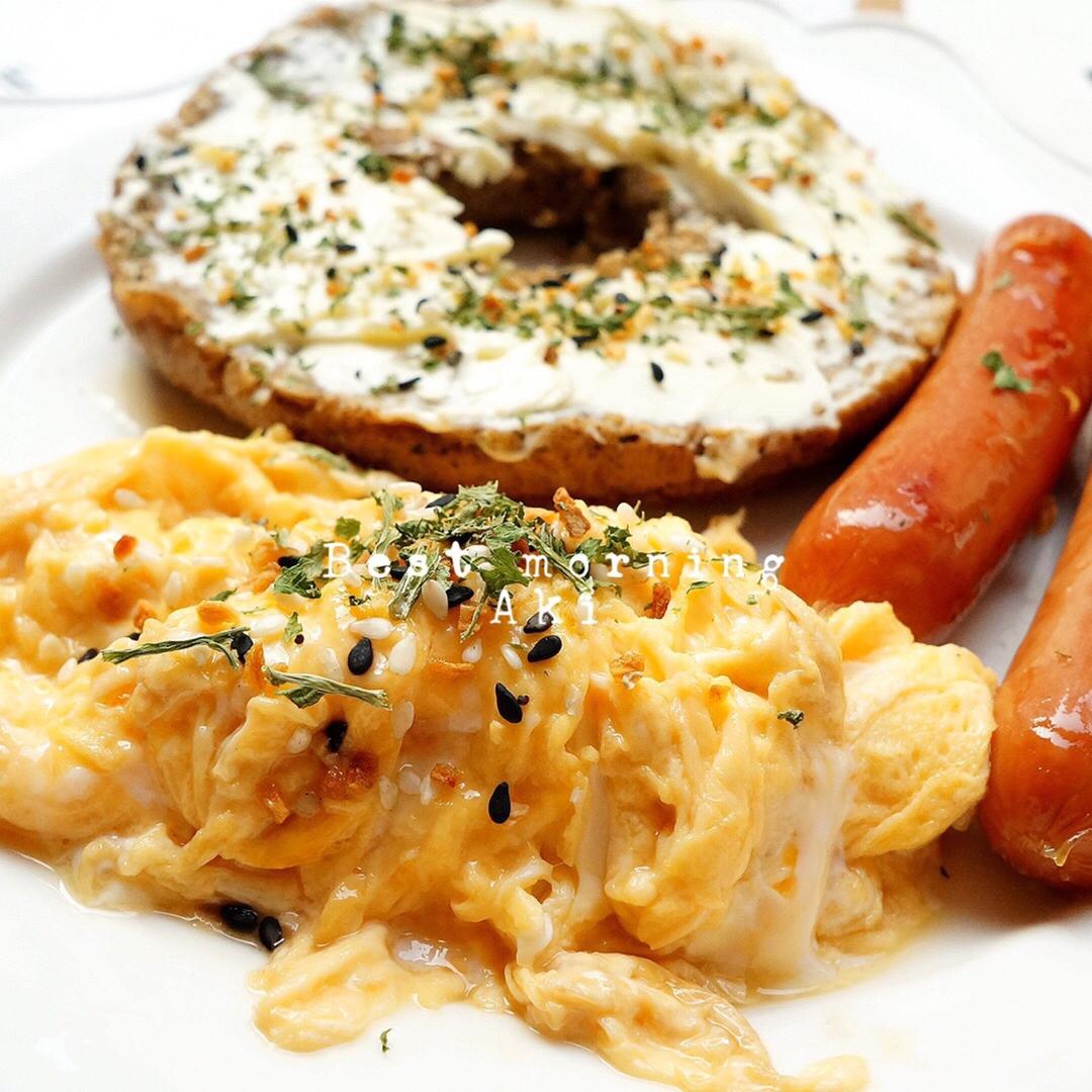 超松软的美式炒蛋 Scrambled Eggs