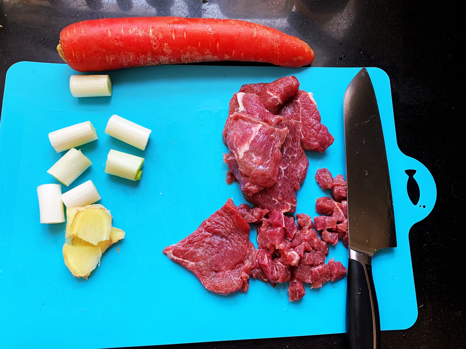 相濡以沫的牛肉和萝卜的做法 步骤1