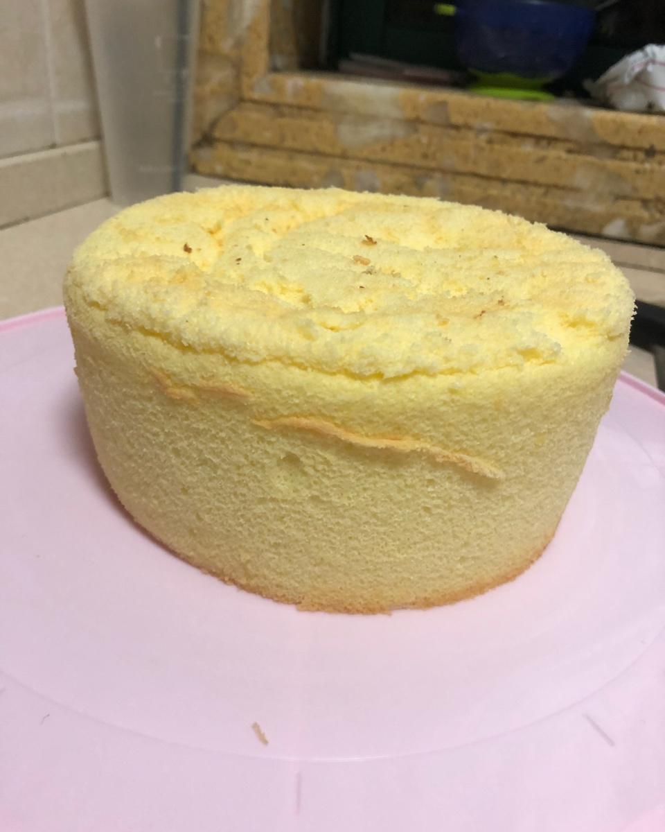 六寸戚风蛋糕