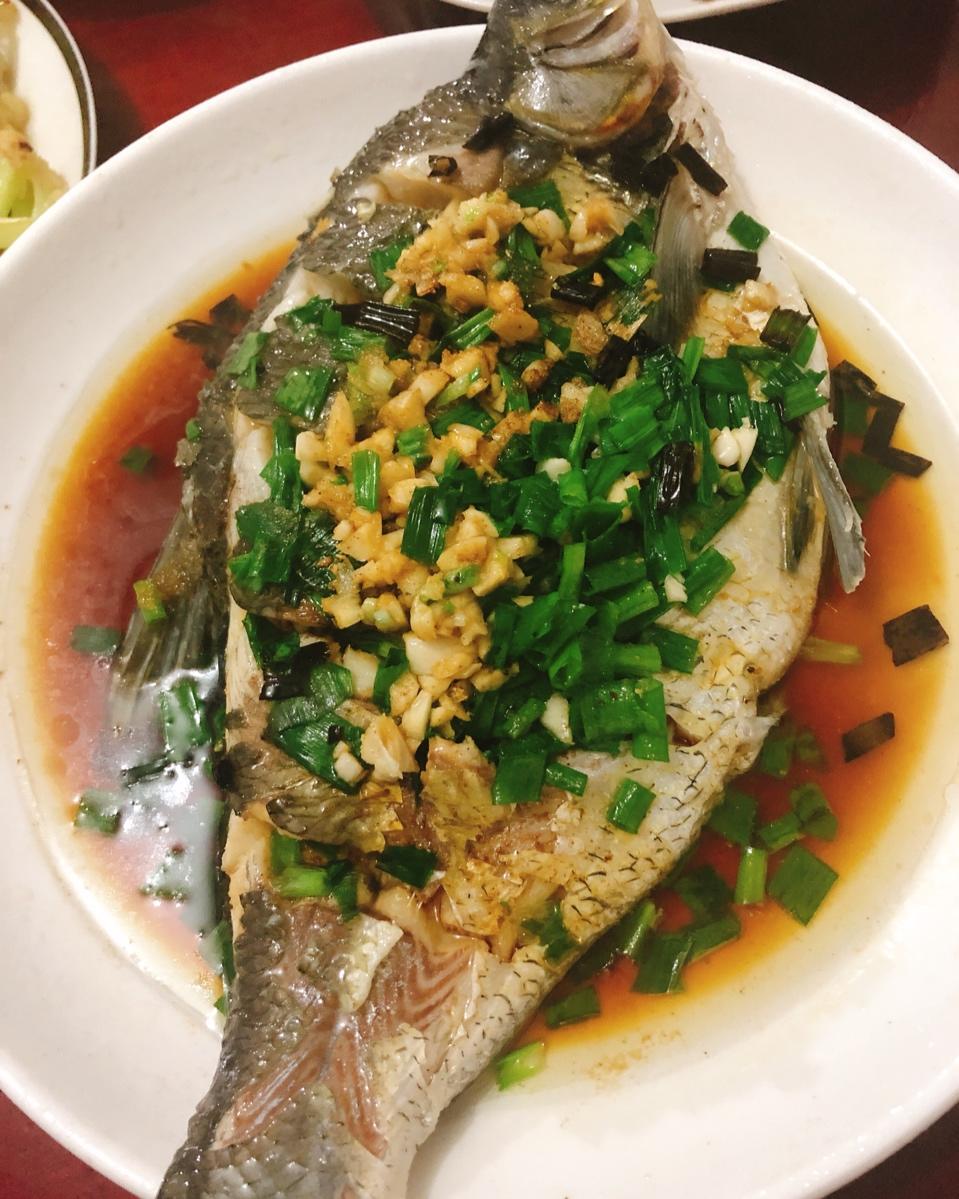 葱油鳊鱼