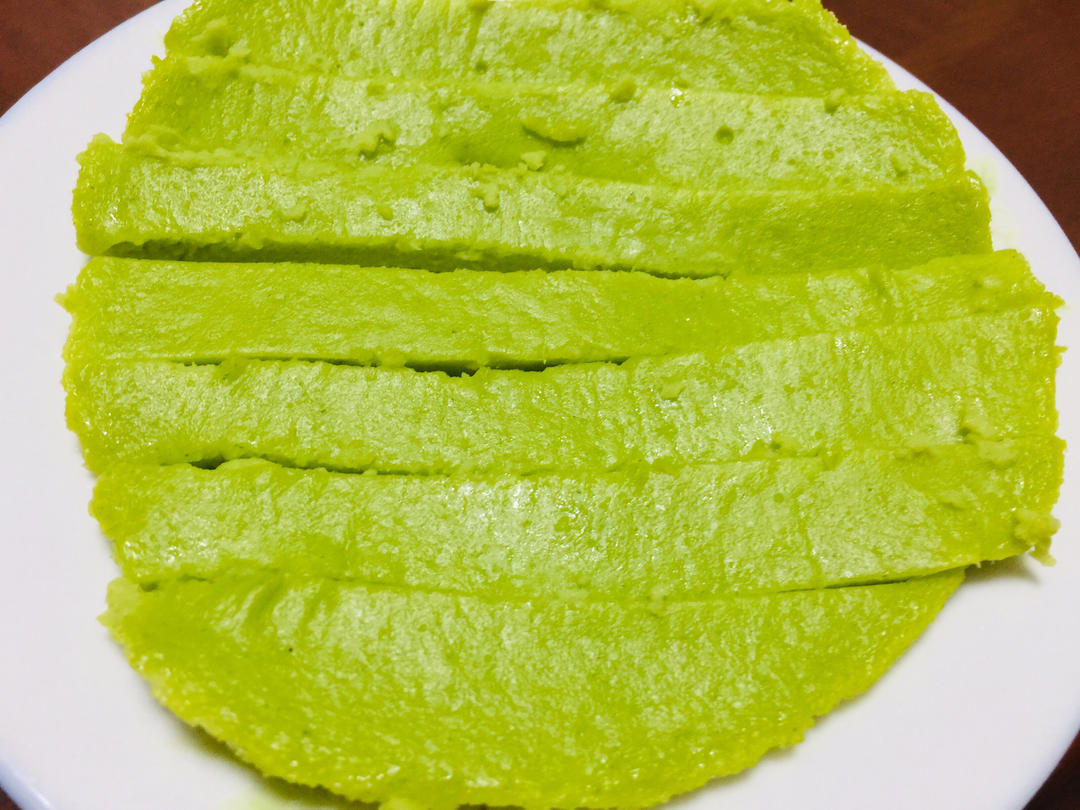 宝宝辅食：西兰花蒸糕