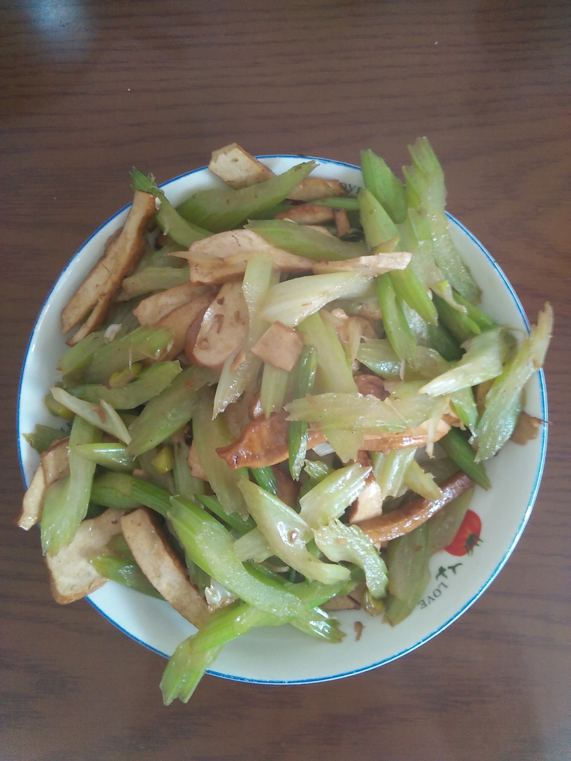 芹菜炒香干
