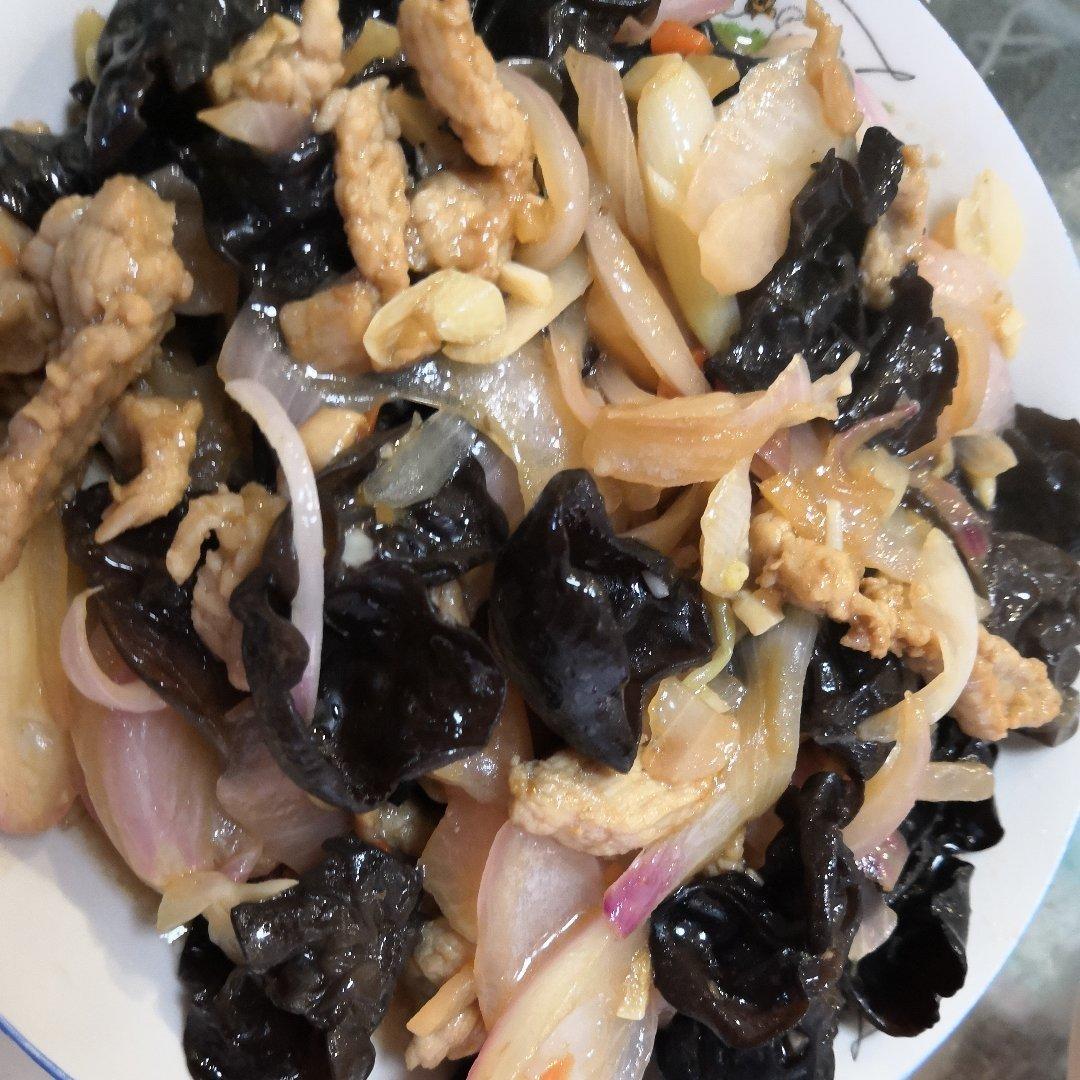 厨师长教你：“鱼香肉丝”的老式做法，味道很赞先收藏了