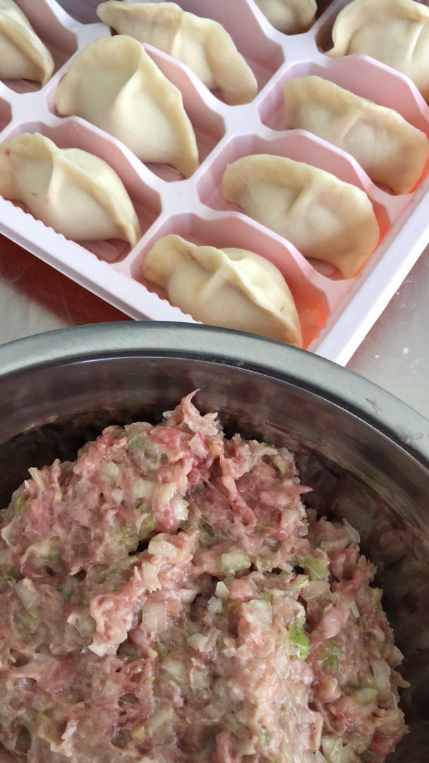 羊肉胡萝卜饺子