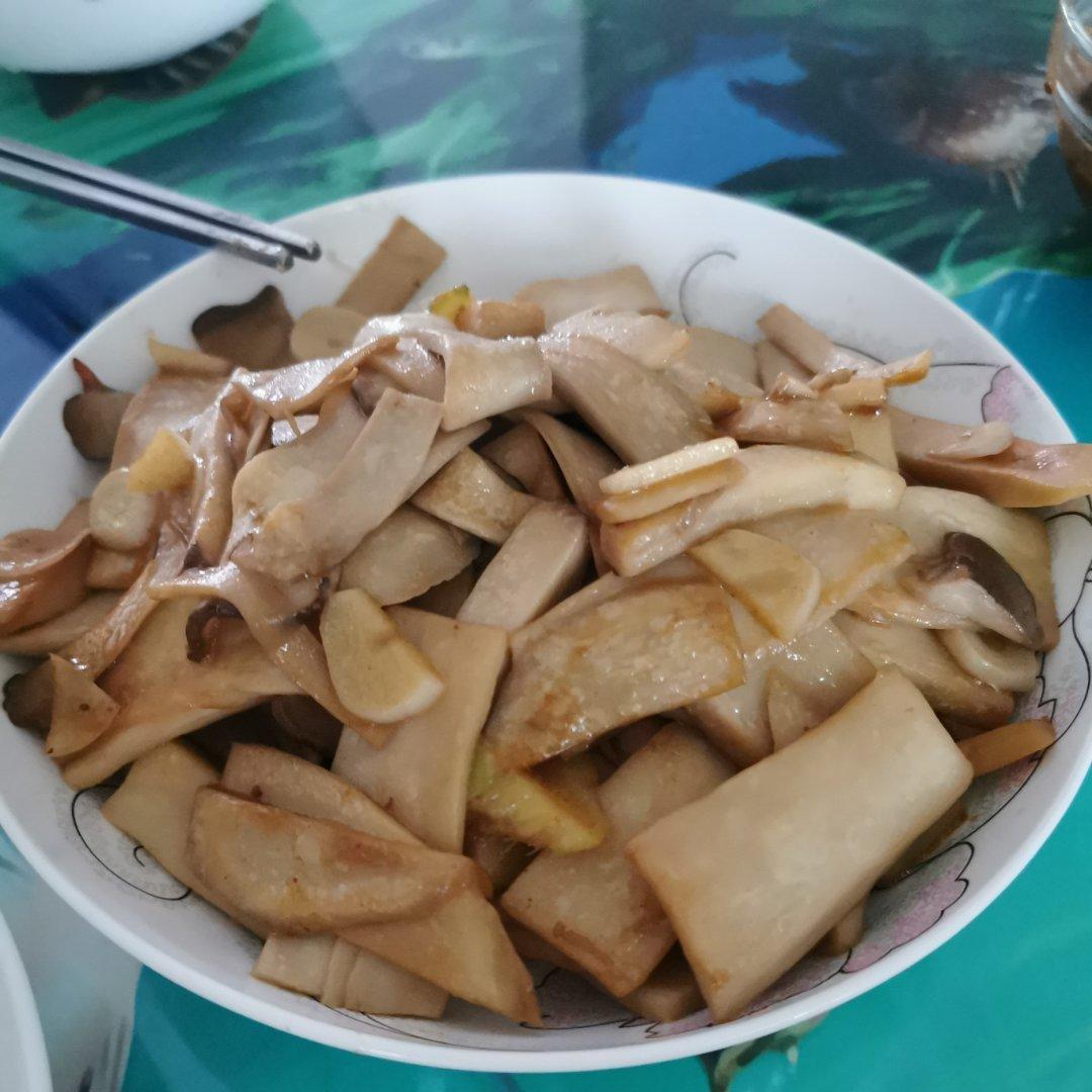 干锅杏鲍菇