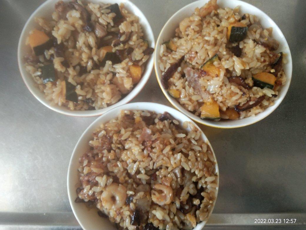 美味到不行的南瓜饭