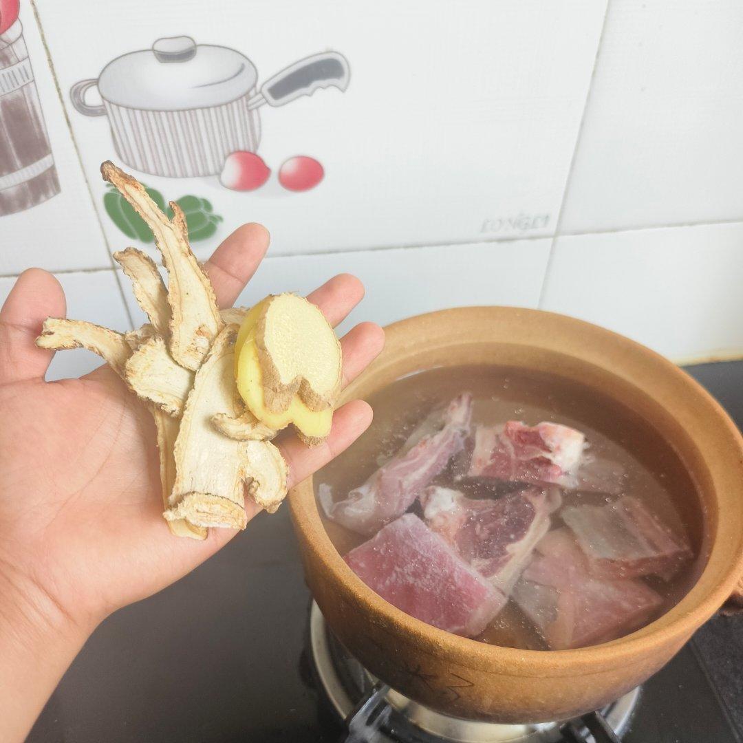 当归生姜羊肉汤