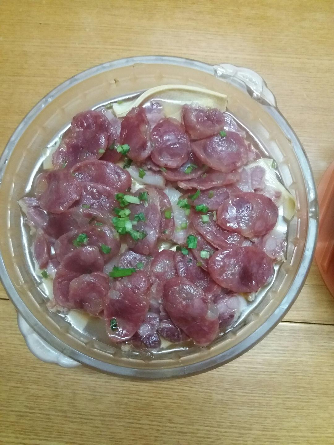 百叶蒸咸肉和香肠