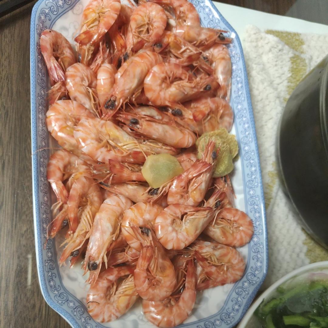 白灼河虾