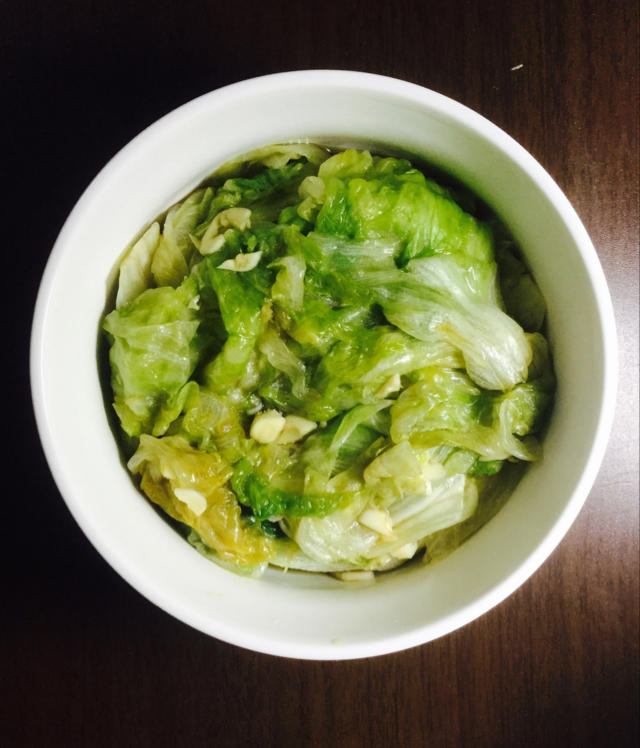 白灼西生菜