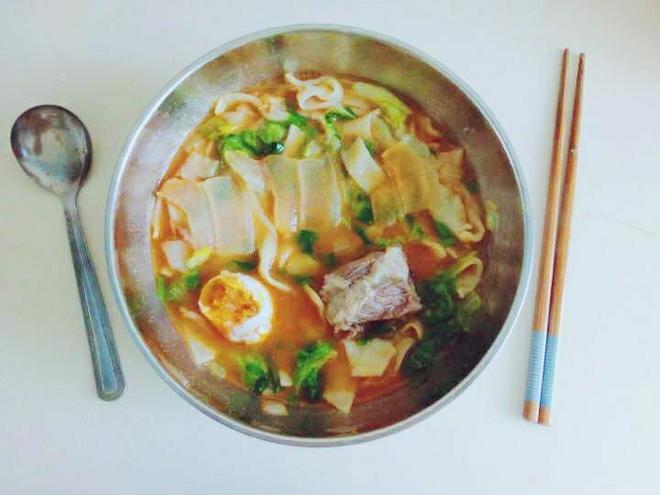 【酱汤骨汤面(排骨汤)的做法步骤图】安小蕙蕙_下厨房