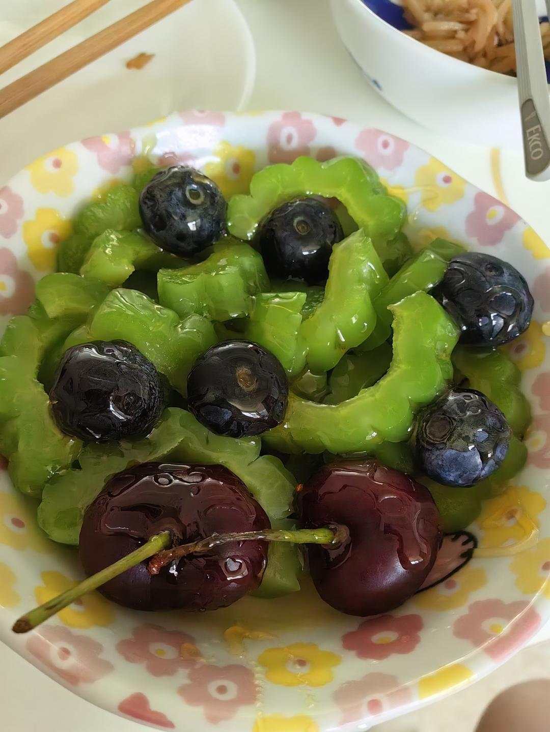 冰镇蜂蜜苦瓜