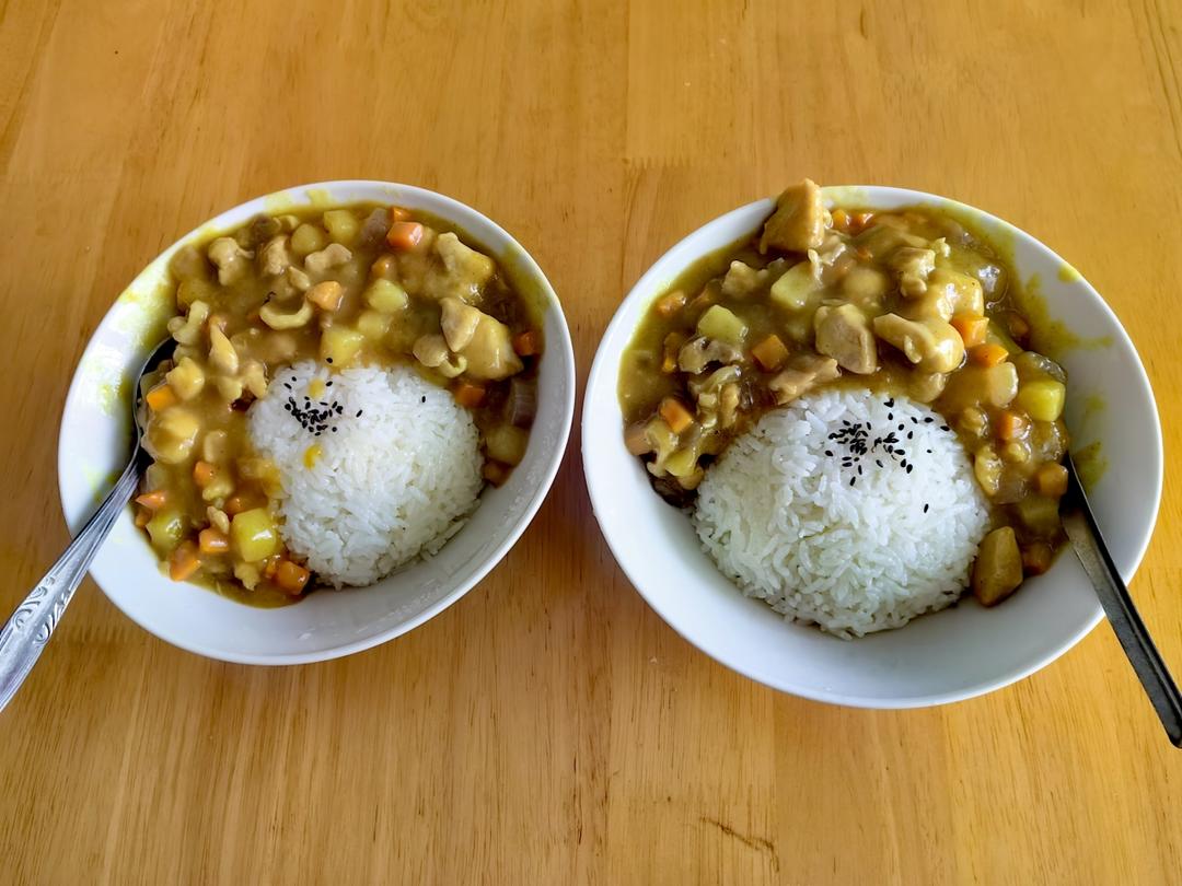 咖喱鸡肉饭