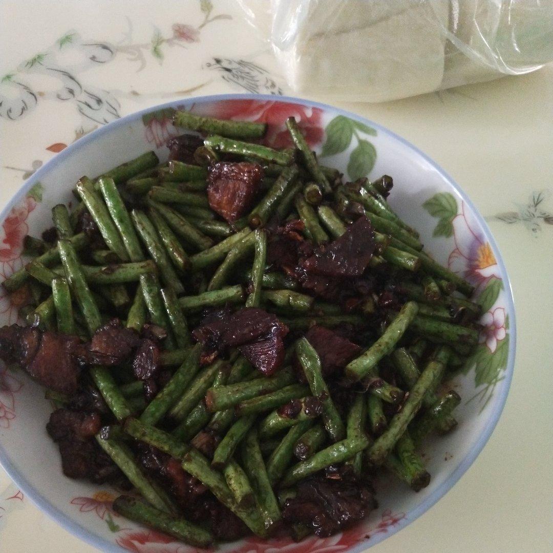 干煸豆角炒肉