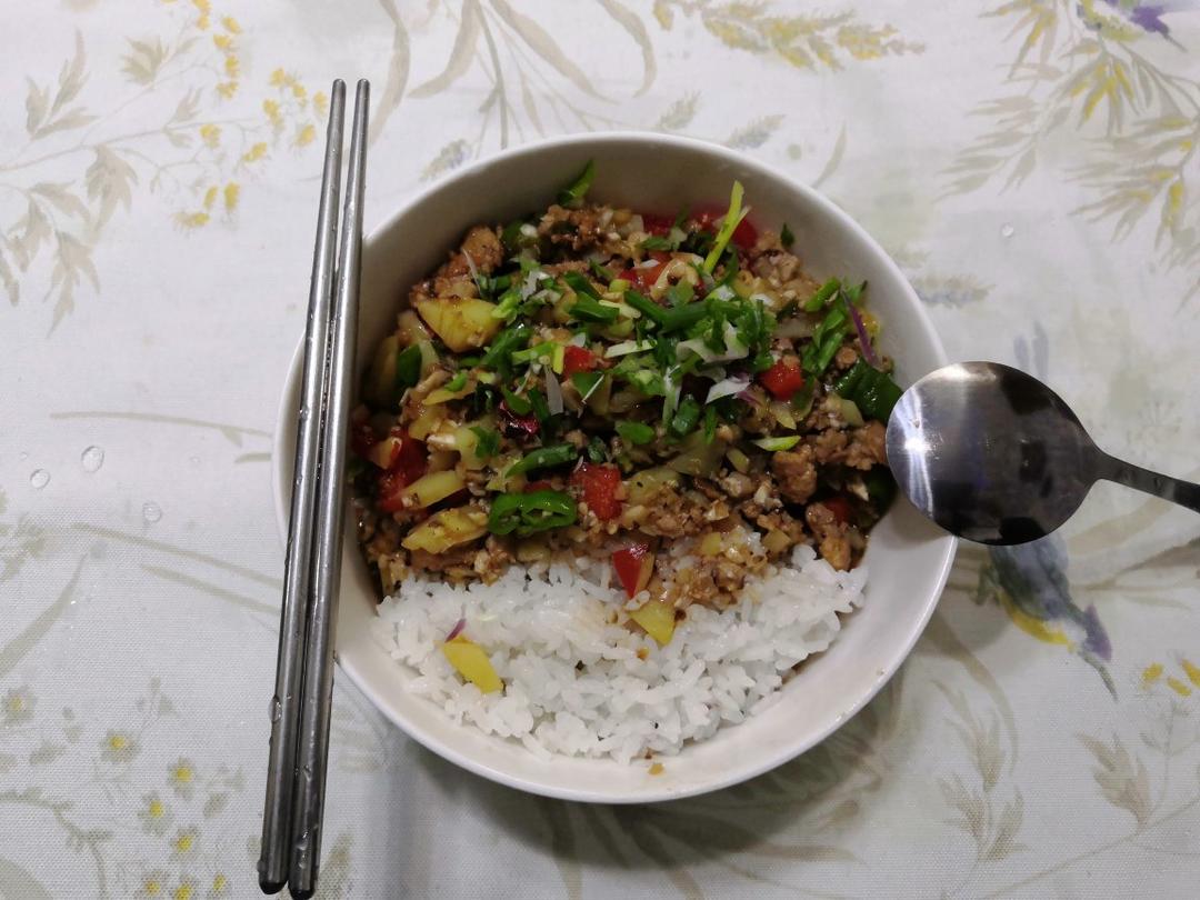 ㊙️香菇土豆肉沫拌饭❗️比外卖还好吃