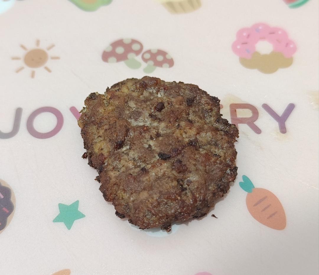 超级新鲜牛肉馅做的汉堡牛肉饼